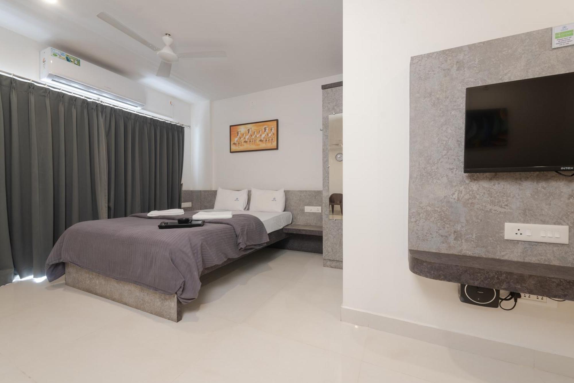 Manipal Atalia Service Apartments Kültér fotó