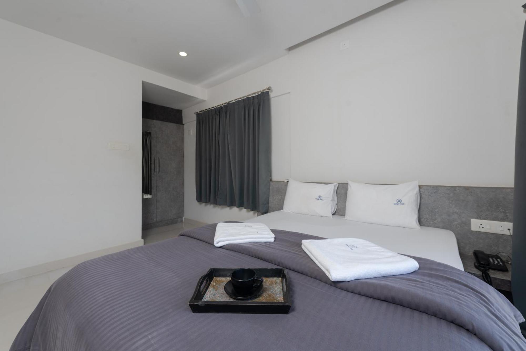 Manipal Atalia Service Apartments Kültér fotó